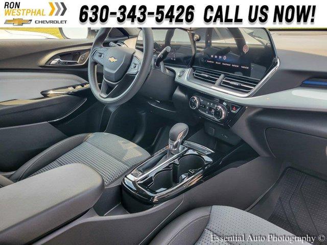 new 2025 Chevrolet Trax car, priced at $24,345