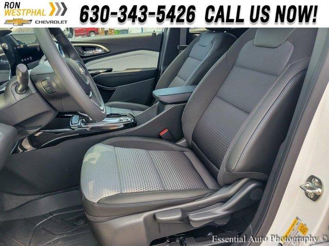 new 2025 Chevrolet Trax car, priced at $24,345