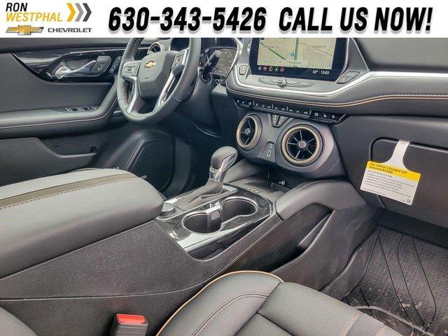 new 2025 Chevrolet Blazer car