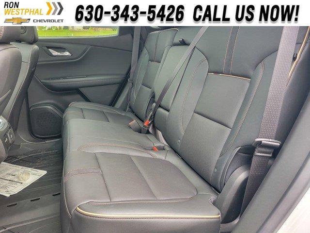 new 2025 Chevrolet Blazer car
