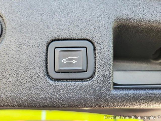used 2019 Chevrolet Equinox car, priced at $16,895