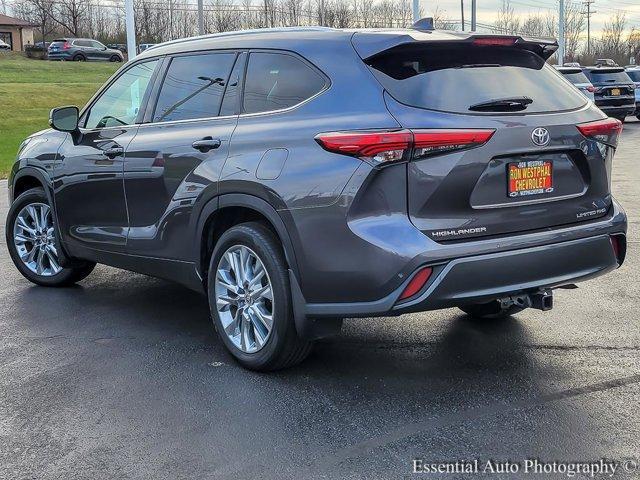 used 2022 Toyota Highlander car, priced at $37,395