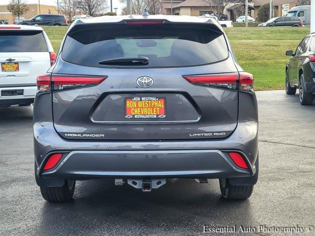 used 2022 Toyota Highlander car, priced at $37,395