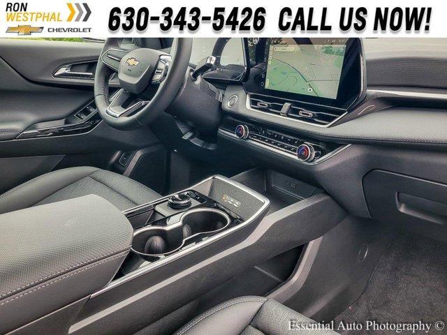 new 2026 Chevrolet Equinox car, priced at $32,340