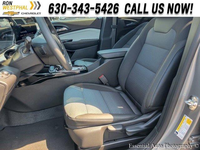 new 2025 Chevrolet Trax car, priced at $24,370