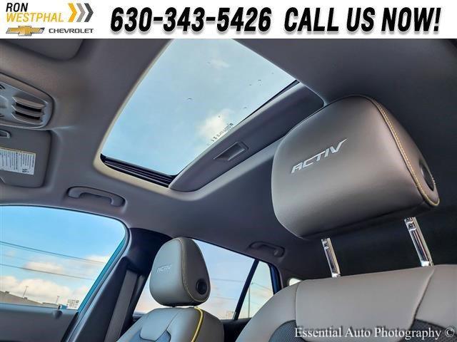 new 2025 Chevrolet Trax car