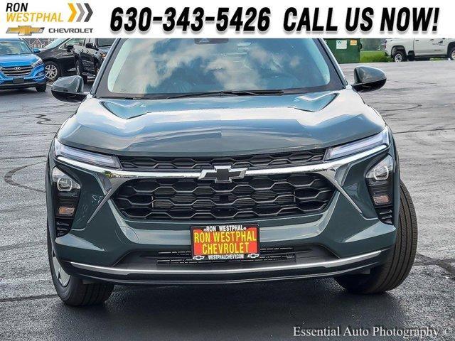 new 2025 Chevrolet Trax car, priced at $24,965