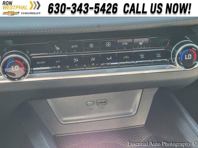 new 2026 Chevrolet Equinox car, priced at $35,090