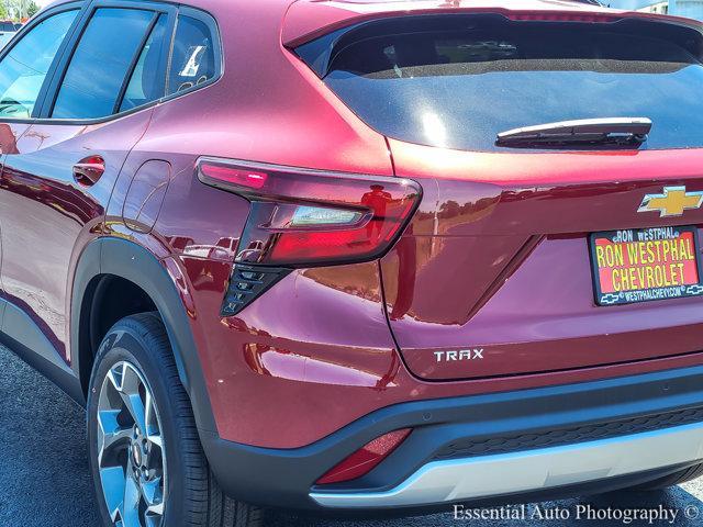 new 2025 Chevrolet Trax car, priced at $24,985