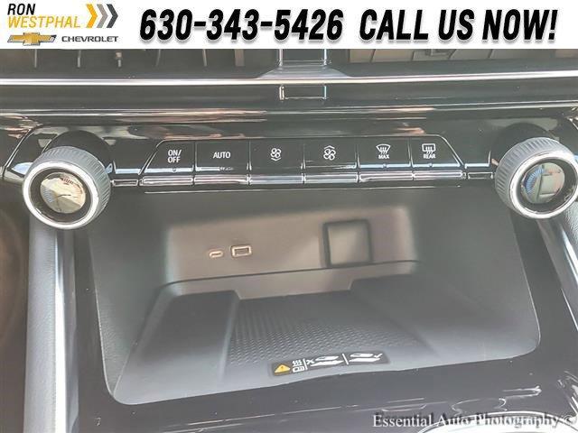 new 2025 Chevrolet Traverse car, priced at $50,465