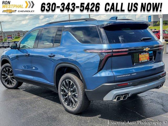 new 2025 Chevrolet Traverse car