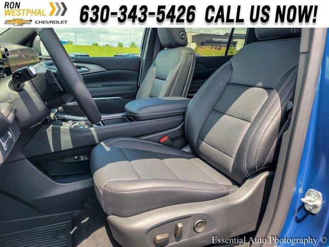 new 2025 Chevrolet Traverse car