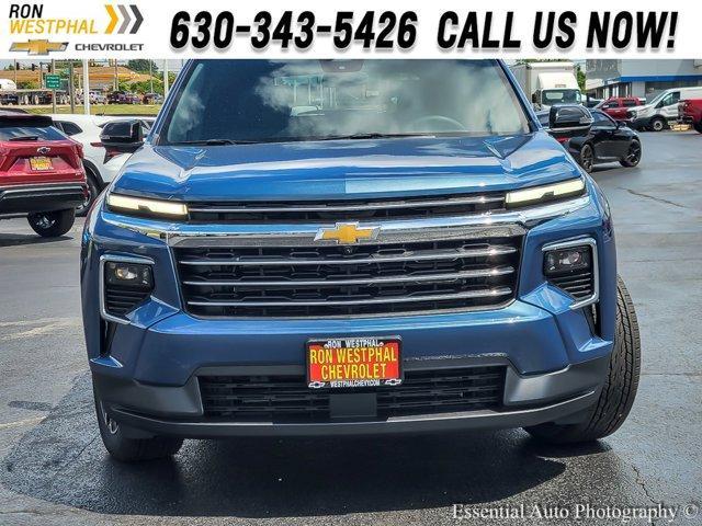 new 2025 Chevrolet Traverse car