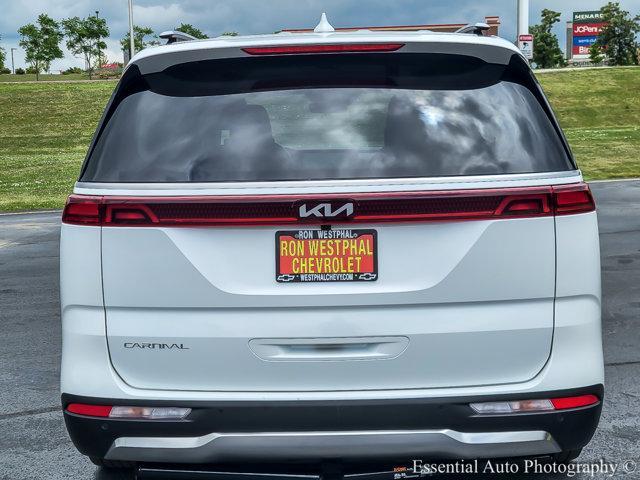 used 2024 Kia Carnival car, priced at $38,895