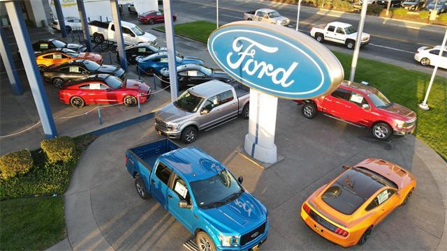 new 2024 Ford Bronco car, priced at $53,660