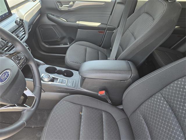 new 2025 Ford Escape car, priced at $30,880