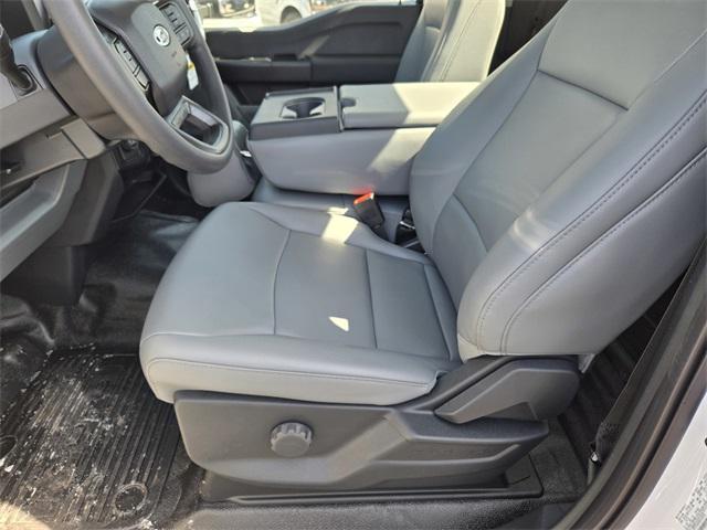new 2025 Ford F-250 car, priced at $53,495