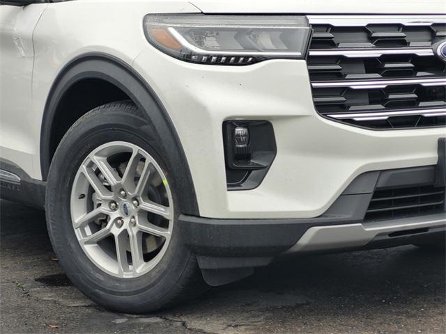 new 2025 Ford Explorer car, priced at $50,100