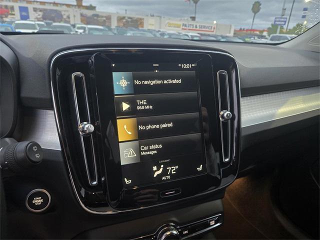 used 2021 Volvo XC40 car, priced at $21,775