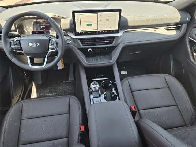 new 2025 Ford Explorer car, priced at $65,840