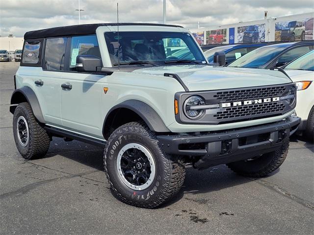 new 2024 Ford Bronco car, priced at $61,453