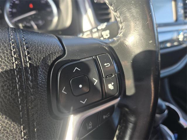 used 2017 Toyota Highlander car, priced at $25,249