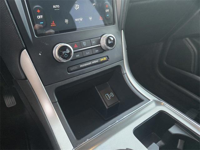 used 2022 Ford Edge car, priced at $24,888