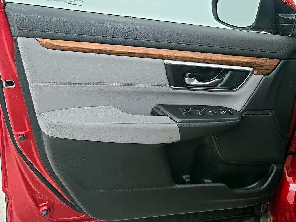 used 2021 Honda CR-V car, priced at $27,998