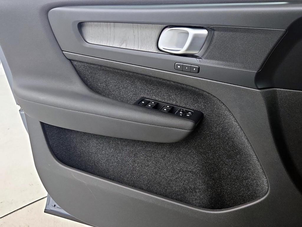 used 2023 Volvo XC40 car, priced at $30,998