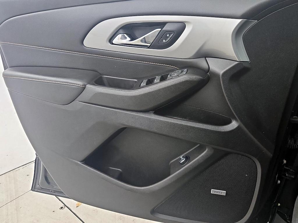 used 2019 Chevrolet Traverse car, priced at $24,998