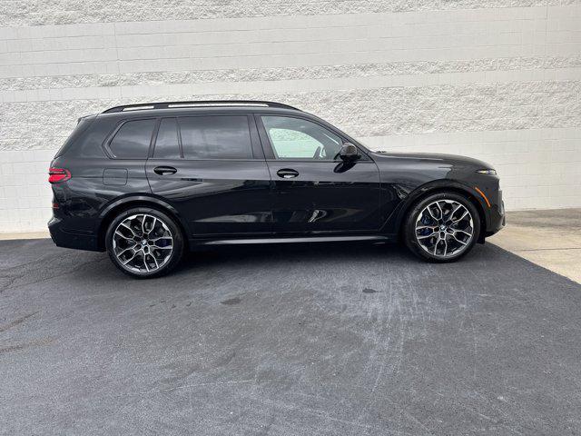 new 2025 BMW X7 car, priced at $121,390