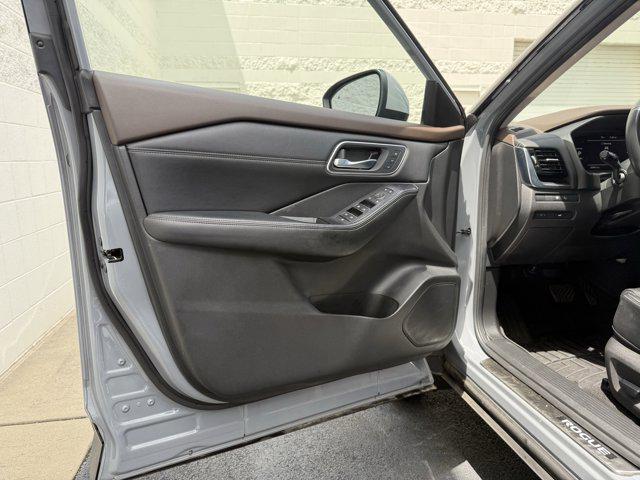 used 2021 Nissan Rogue car, priced at $25,999