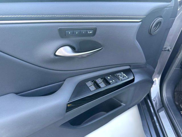 used 2022 Lexus ES 350 car, priced at $34,499