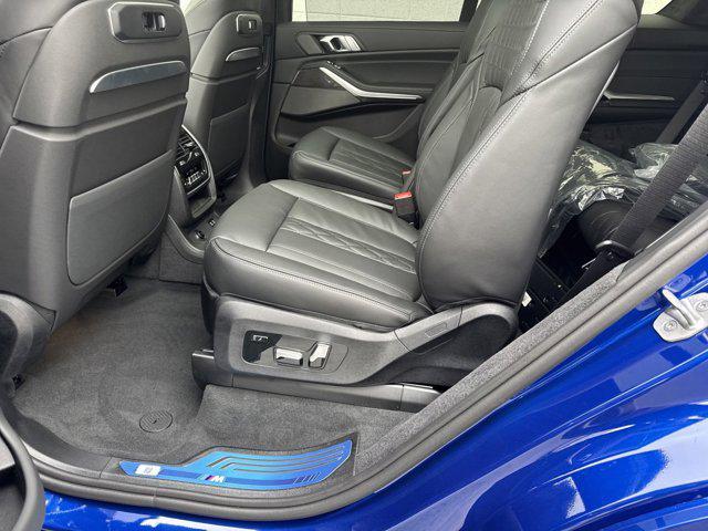 new 2025 BMW X7 car, priced at $119,225