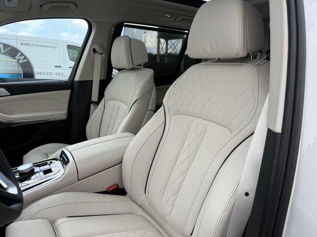new 2026 BMW X7 car, priced at $98,715