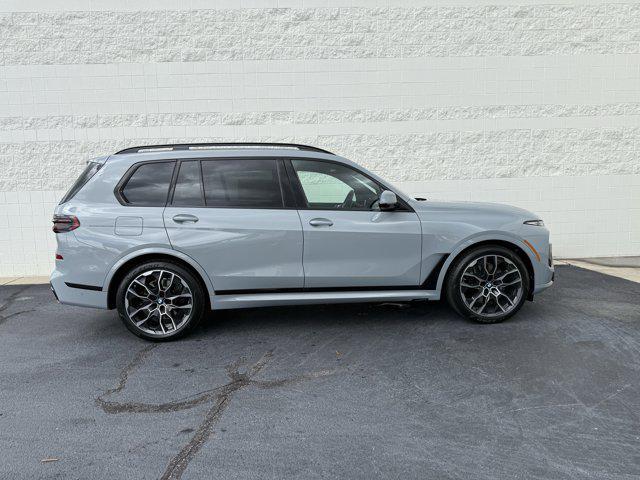 new 2026 BMW X7 car, priced at $99,085