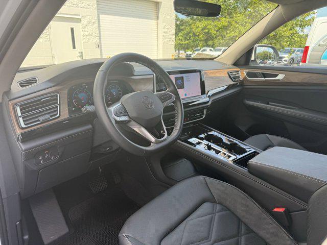 used 2024 Volkswagen Atlas car, priced at $33,999