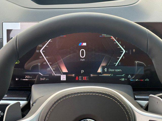 new 2026 BMW X7 car, priced at $101,925