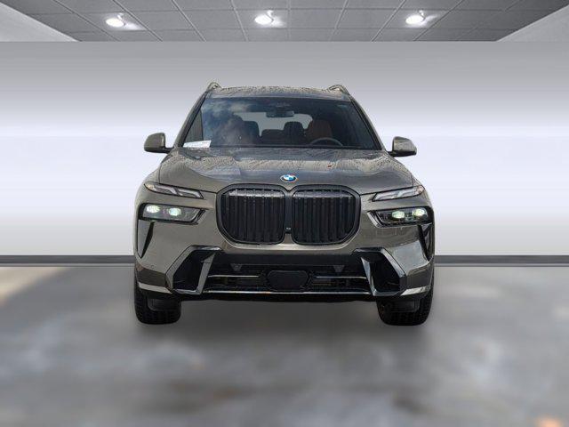 new 2026 BMW X7 car, priced at $101,925