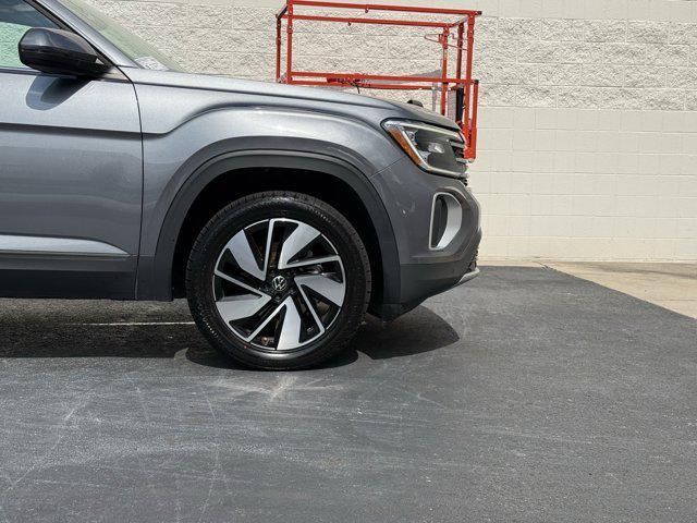 used 2024 Volkswagen Atlas car, priced at $32,498