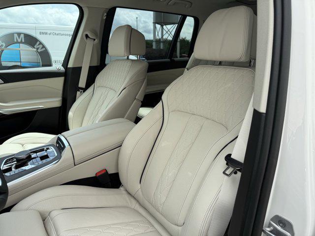 new 2026 BMW X7 car, priced at $95,935