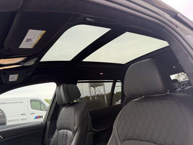 new 2026 BMW X7 car, priced at $124,585