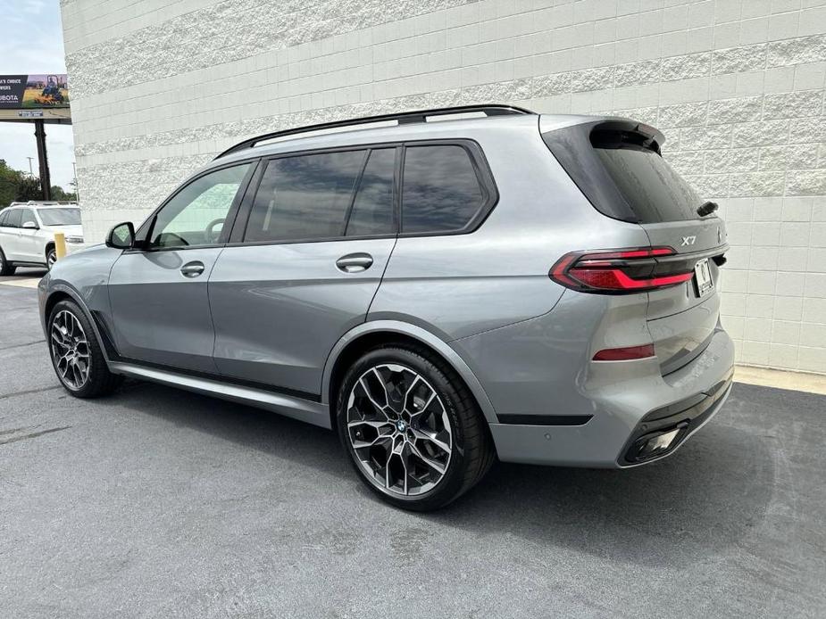 new 2025 BMW X7 car, priced at $97,170