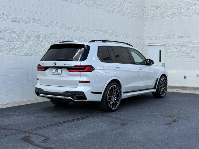 new 2026 BMW X7 car, priced at $122,405