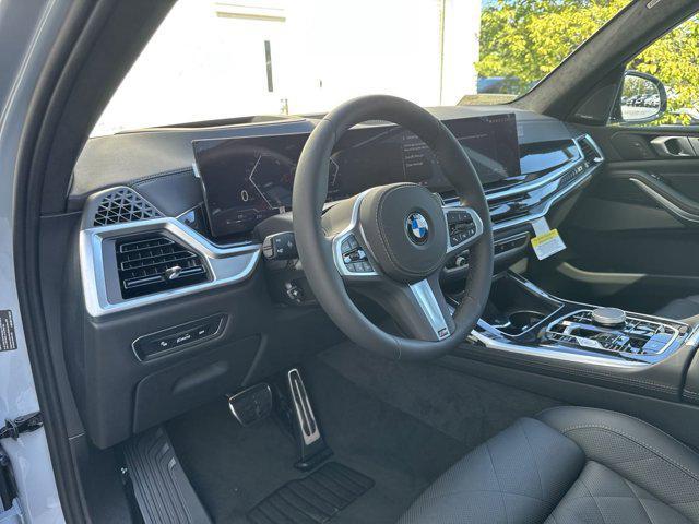 new 2025 BMW X7 car, priced at $98,520