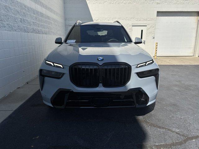 new 2025 BMW X7 car, priced at $98,520