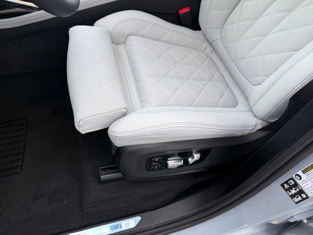 new 2026 BMW X7 car, priced at $99,935