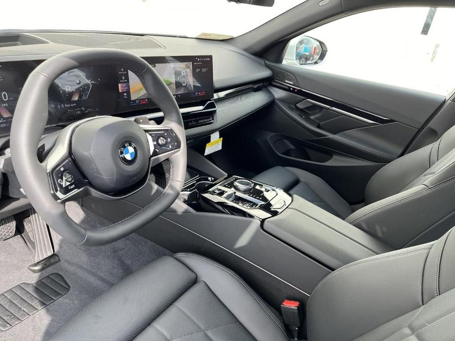 new 2024 BMW 530 car, priced at $66,060