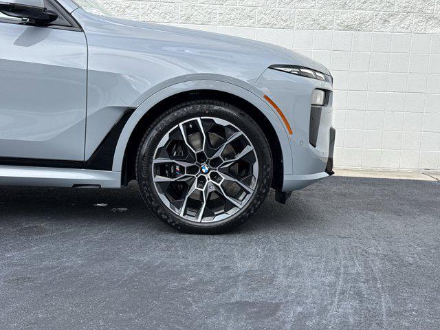 new 2026 BMW X7 car, priced at $99,085