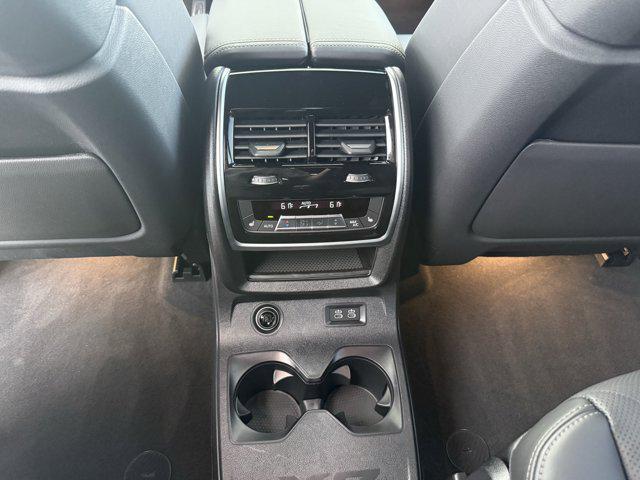 new 2026 BMW X7 car, priced at $101,185